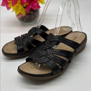 BareTraps Black Sandals with Woven Straps and Cushioned Sole Size 8.5 BSN7515E